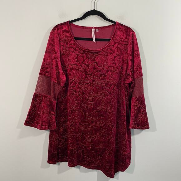 NY Collection Women Red Velvet Bell Sleeves Asymmetrical Hem Blouse Size 2X - Picture 1 of 7